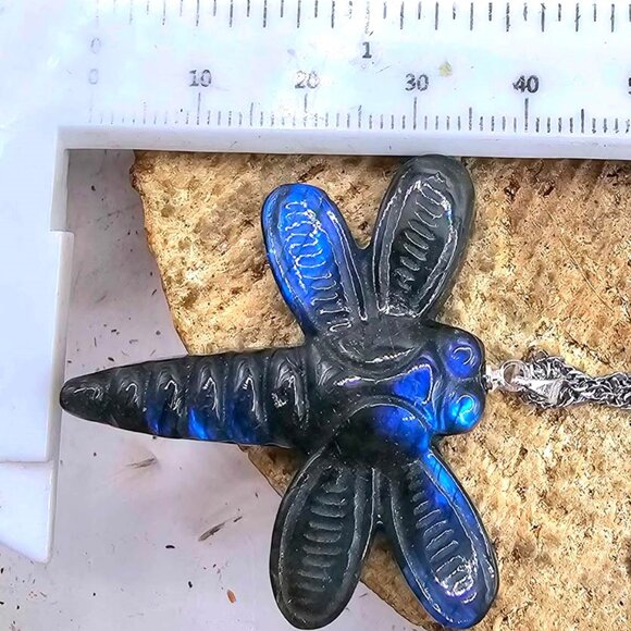 Nature Labradorite Carved Flashy Dragonfly Pendant Necklace - Picture 2 of 10
